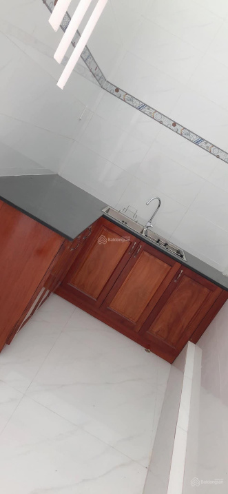 Bán MT Nguyễn Đình Chiểu KD cực tốt, L/H 0909 480 087