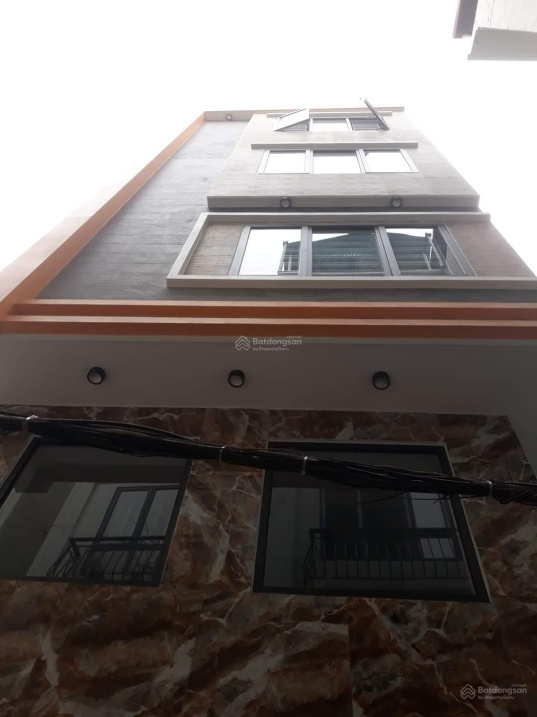 Bán Nhà Tựu Liệt ,Bán Trước Tết. 40m 5 tầng mới. Giá 4.2 tỷ