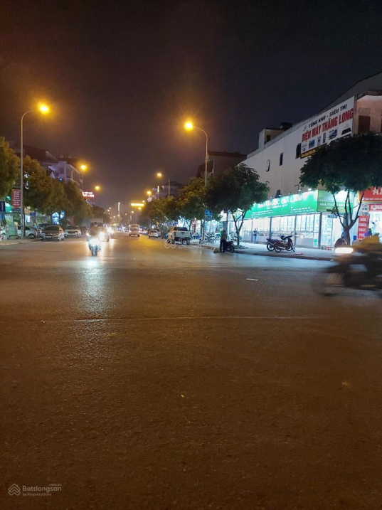 Bán biệt thự, Nguyễn Mậu Tài, Gia Lâm, DT 238m2 3tầng, giá 22,4tỷ, vỉa hè kinh doanh, LH 0777 228 882