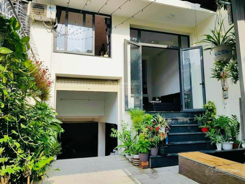 Bán căn hộ dịch vụ ở Xô Viết Nghệ Tĩnh, P26, Bình Thạnh, 6 tầng, 120m2, giá 17 tỷ 8