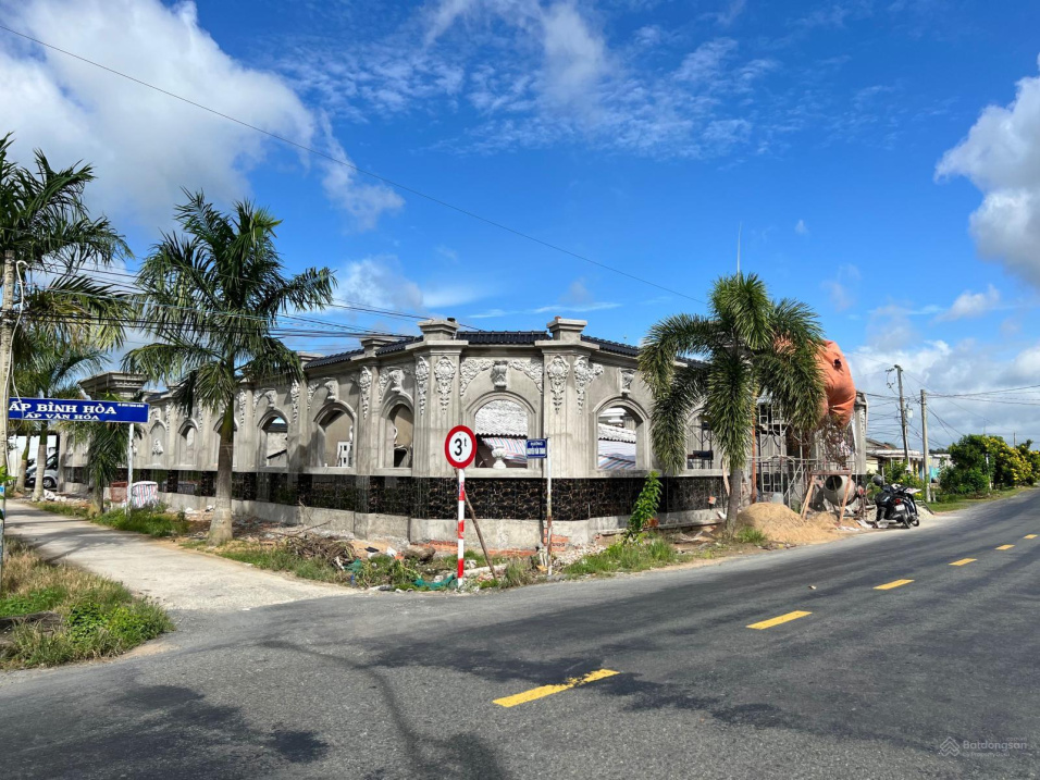 Bán đất đường Cao Thị Mai, 50x58, 2733m2, thổ cư, giá 6,8 tỷ