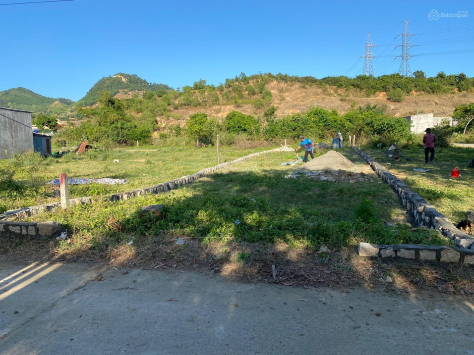 Bán đất hẻm đường Đắc Phú thôn Đắc Lộc Vĩnh Phương Nha Trang, 272,3m2 (ngang 7m) giá 900trđ