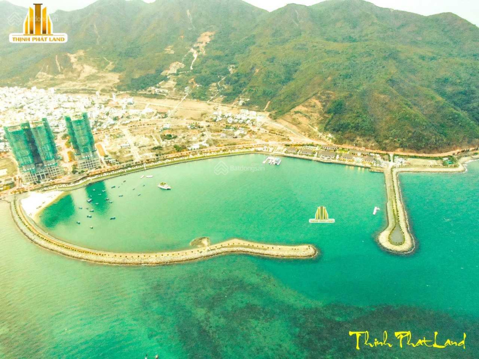 Bán đất khu đô thị Vĩnh Hòa mặt tiền đường Phạm Văn Đồng 300m2, giá 65tr/m2