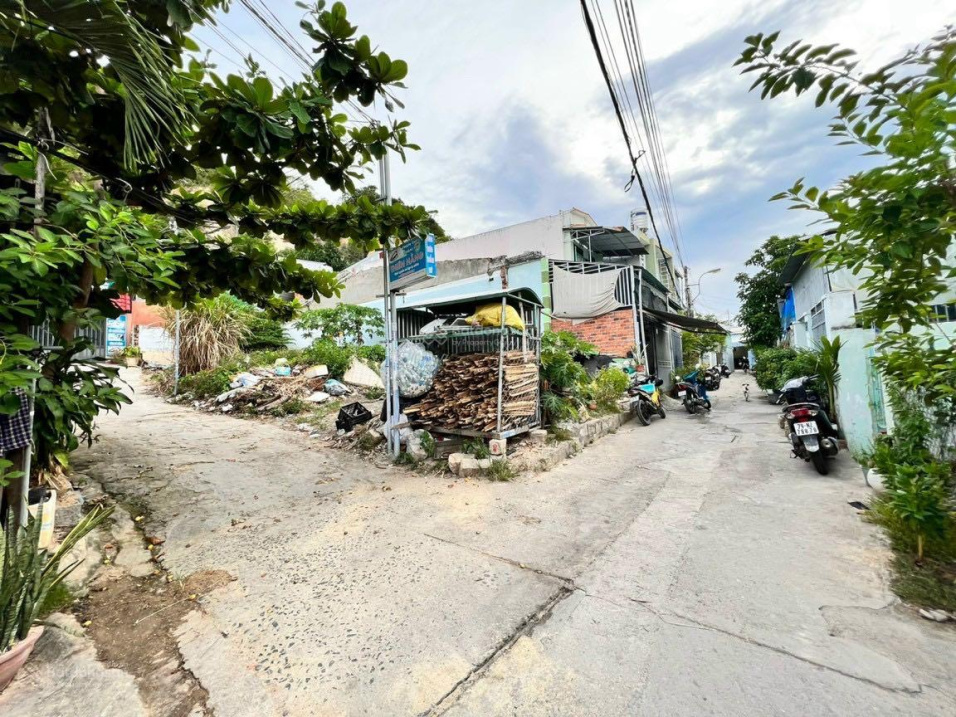 Bán đất lô góc đường Dương Vân Nga, Phường Vĩnh Hải, Nha Trang, 66,5m2 (ngang 7,5m) 1,65 tỷ