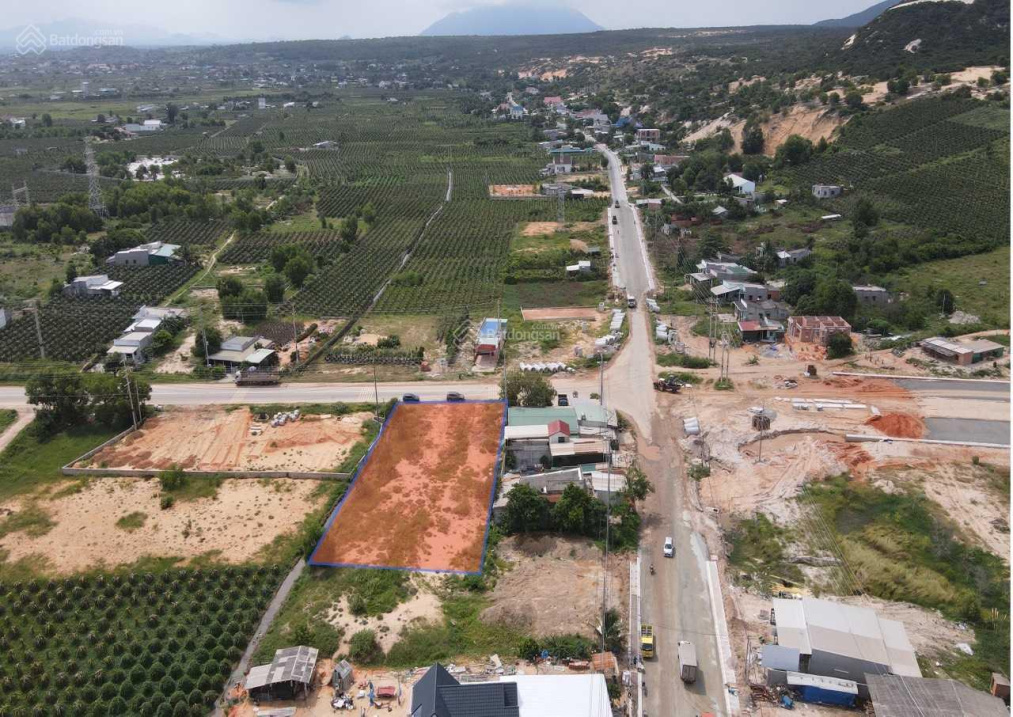 Bán đất siêu hót ngay vòng xoay Kê Gà với dt 719b, gần Thanh Long Bay Phan Thiết