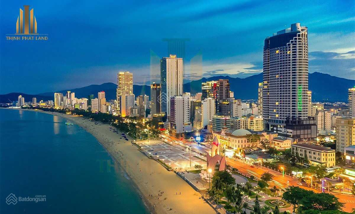 Bán đất xây khách sạn 291.8m2 giá 280 tr/m2 mặt tiền Nguyễn Thị Minh Khai