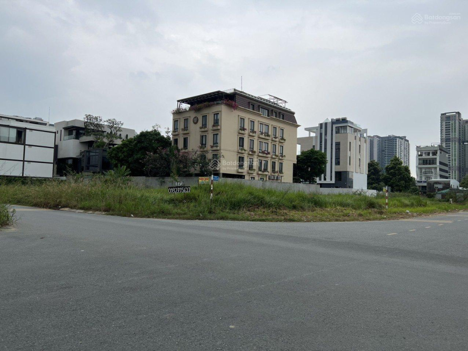 Bán gấp MT Nguyễn An khu Huy Hoàng, p. Thạnh Mỹ Lợi, Quận 2, 15x18.25m, 220tr/m2