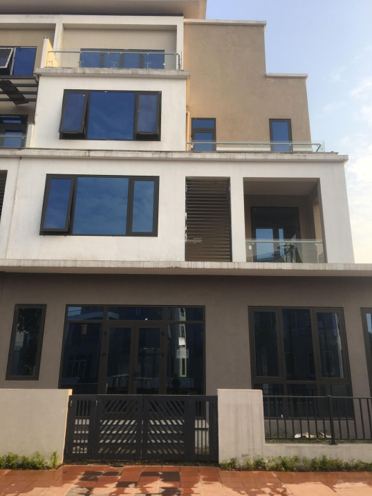 Bán gấp căn LK: 132m2 xây 4T, view: Vườn hoa, MT: 6m. Khu ĐT Đặng Xá - Gia Lâm. Giá 11.5 tỷ