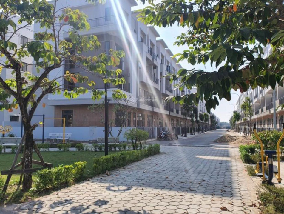 Bán gấp: Căn LK. 2 mặt tiền. 132m2 MT 6mx4 tầng. Đ/c: Lâm Viên, KĐT Đặng xá, GL. Đang KDoanh. 13 tỷ