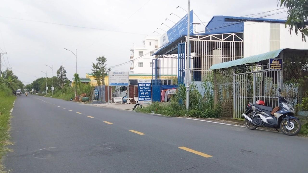 Bán mặt tiền Trương Vĩnh Nguyên nền cao bằng mặt lộ, qua cầu Ông Tiêm 300m, cách Hoàng Quân 1Km