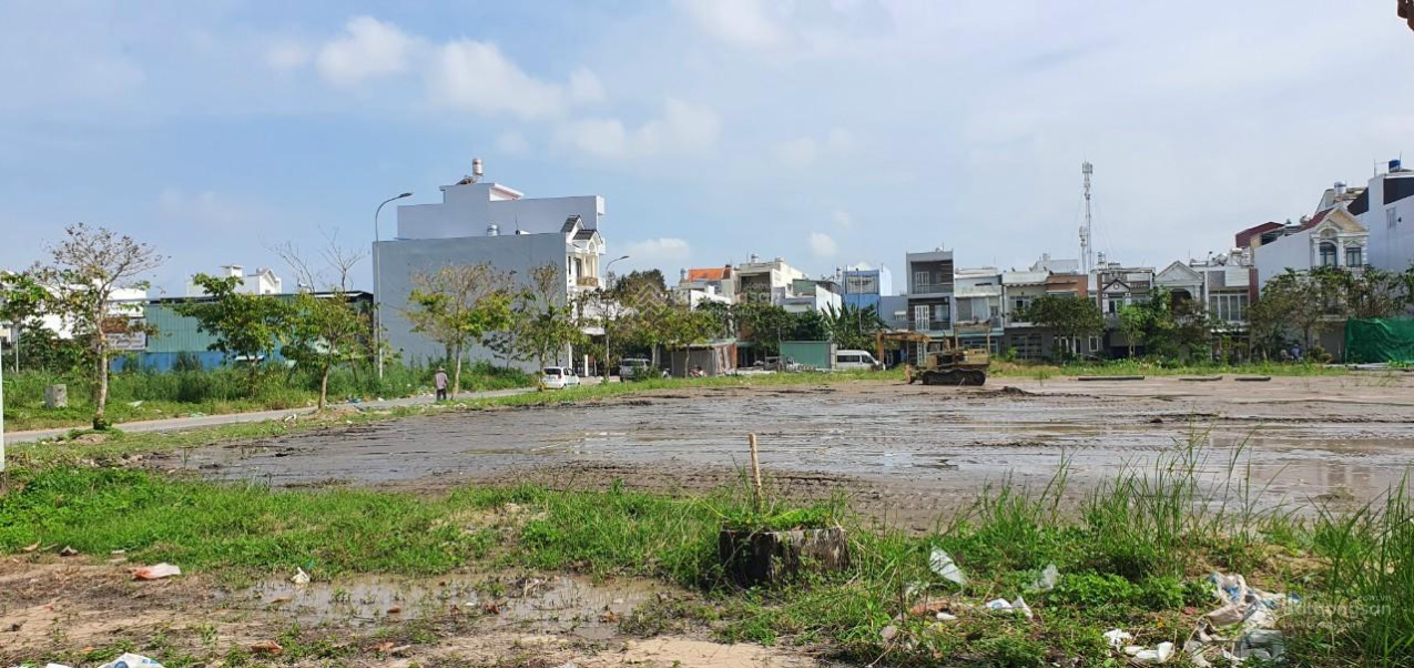 Bán nền A4 đối diện công viên 91B. DT: 4.5mx18m (+ 2MKT). Lộ giới 19m, pháp lí sổ đỏ