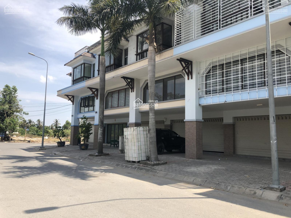 Bán nền biệt thự khu dân cư Nam Long Bến Lức Long An, giá 4.5 tỉ chẵn