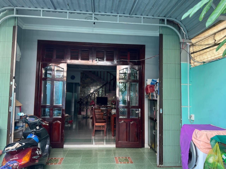 Bán nhà 1 trệt 1 lầu đường Lê Phụng Hiểu, phường 8, Vũng Tàu