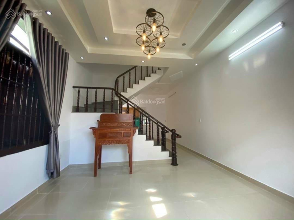 Bán nhà 1 trệt, 2 lầu đúc hẻm xe hơi đường Ba Cu