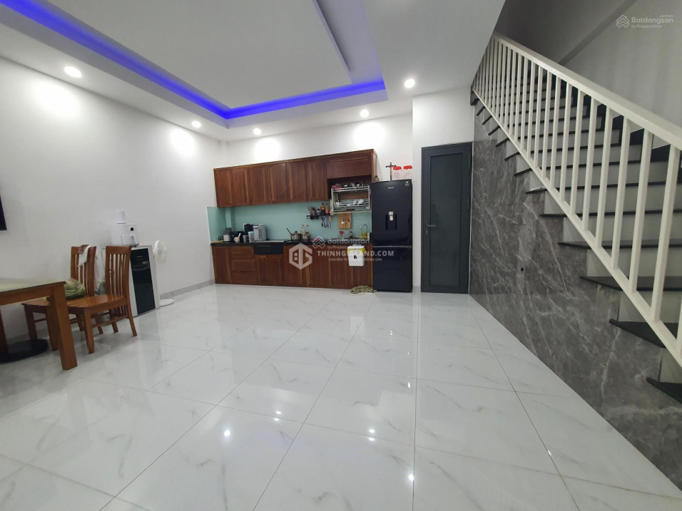 Bán nhà 1 trệt 2 lầu mới hiện đại 3 phòng ngủ mặt tiền Bến Nôm giá chỉ 5.45 tỷ Rạch Dừa, Vũng Tàu