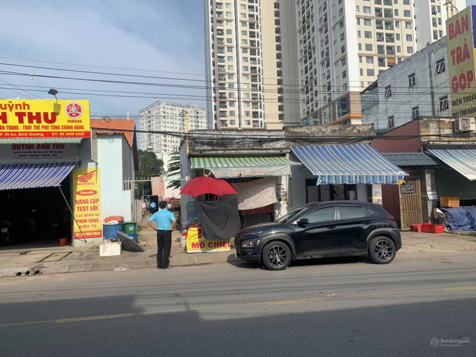 Bán nhà 3 mặt thoáng MT đường Quốc Hương xây Hầm 7 tầng, P. Thảo Điền, Quận 2, DT 8.8x28m, 70 tỷ