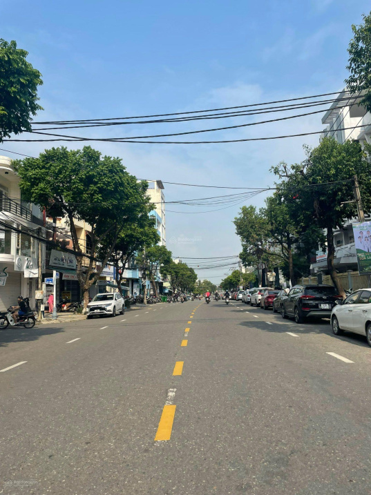 Bán nhà 3 tầng MT Phan Đăng Lưu - Hải Châu gần BV Mắt