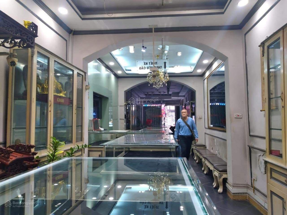 Bán nhà 4 tầng diện tích 140m2 mặt tiền 4m mặt phố Hàng Bạc, Hoàn Kiếm, Hà Nội: 0981 222 ***