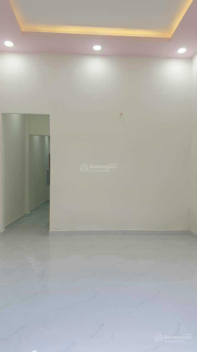 Bán nhà 48m2 mới xây bán 2tỷ7 hẻm ôtô Lý Thường Kiệt - TT Hóc Môn sổ riêng
