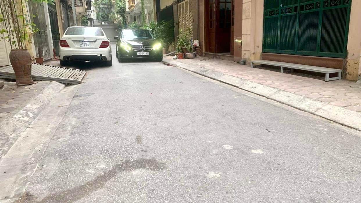 BÁN NHANH NHÀ PHỐ VĂN CAO,BA ĐÌNH, VỈA HÈ Ô TÔ TRÁNH, GARA Ô TÔ, NGÕ 97 KINH DOANH ĐẸP NHẤT VĂN CAO, TIỆN ÍCH BẠT NGÀN, GẦN HỒ TÂY, Ở CỰC THÍCH. ĐÁNG TIỀN