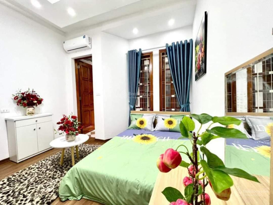 Bán nhà Cầu Giấy, dòng tiền 55tr tháng, gần hồ, chợ, phố, full nội thất đẹp, DT 48m2*6T* chỉ 7 tỷ