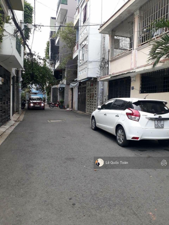 Bán nhà HXH Phú Nhuận - Nguyễn Kiệm - DT: 4x15m - 5 tầng ST - chỉ 11,8 tỷ TL