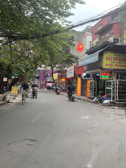 Bán nhà Hoàng Mai nhỏ xinh xinh 2 ngủ 2 wc ngõ thông kinh doanh ô tô qua nhà giá 2 tỷ