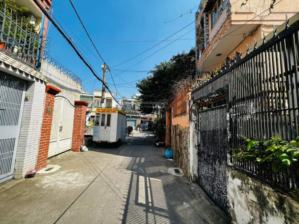 Bán nhà Lê Lợi 3 Mặt Thoáng, 27m2, 2 Phòng Ngủ - Chỉ 2,7 Tỷ