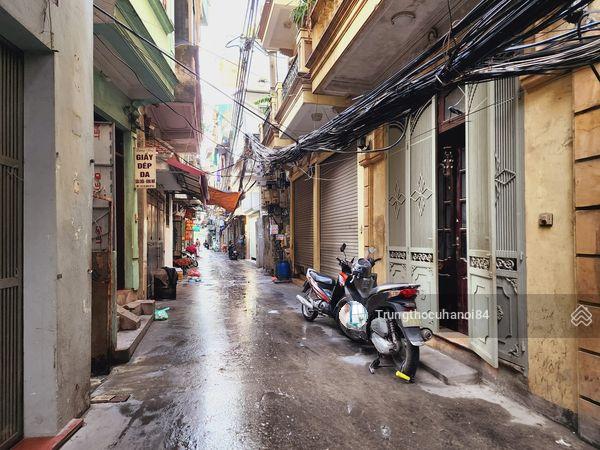 Bán nhà Minh Khai, tầm tiền cực hiếm, xây mới chỉ việc ở, quá đẹp, bán rất nhanh