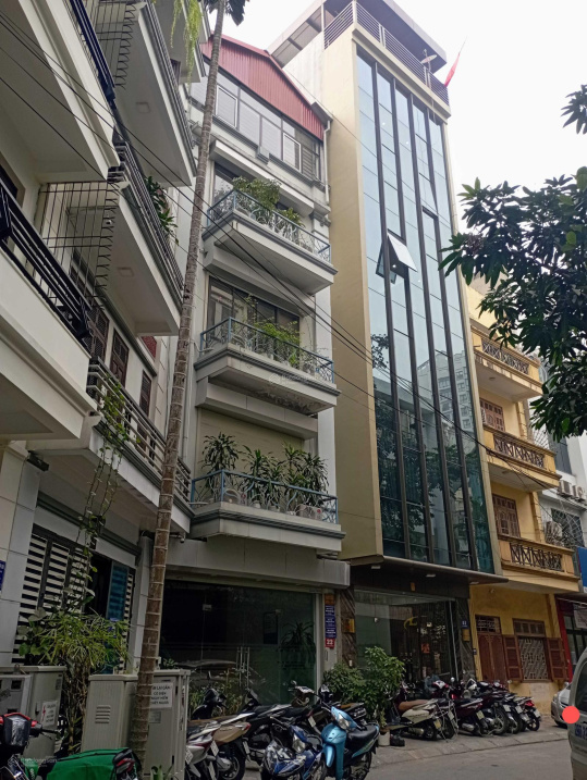 Bán nhà Q. Cầu Giấy, trung tâm phố Nguyễn Thị Định, phân lô - ô tô - thang máy, 82m2, 8 tầng, hiếm