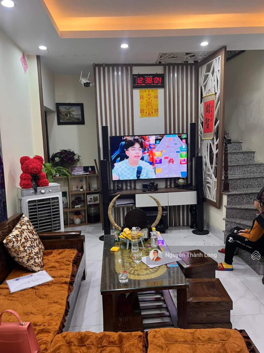 Bán nhà Thạch Bàn kề cấp 3, mầm non, KĐT Garden City. 4 tầng nhỉnh 2 tỷ. 20m ra ô tô tránh