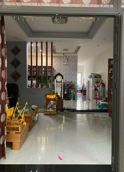 Bán nhà cấp 4 còn mới đường Phần Lăng 18 giá rẻ