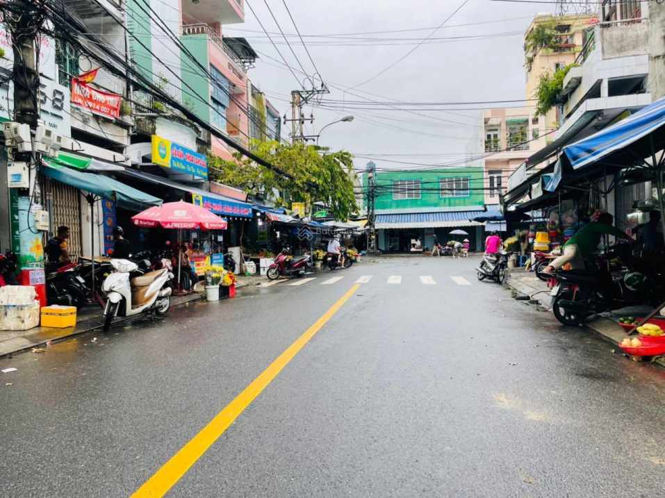 Bán nhà cấp 4 cũ mặt tiền Phạm Văn Nghị - Diện tích: 204m2 ngang hơn 7m