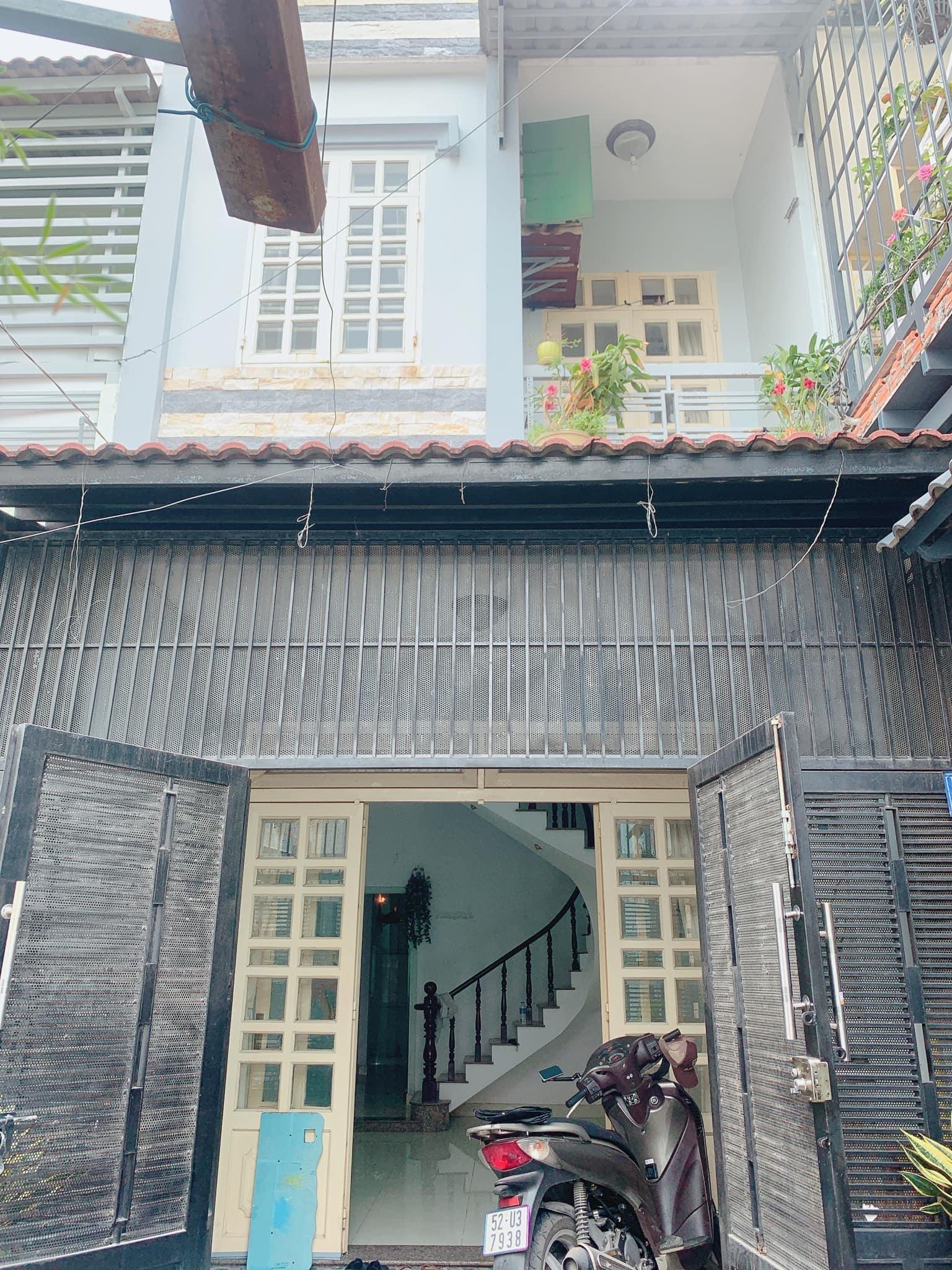 Giá chốt trong Tết-80m2- 2 tầng-Hẻm xe tải vào nhà-Xa lộ HN-Phước Long B-Chỉ 4.5 tỷ