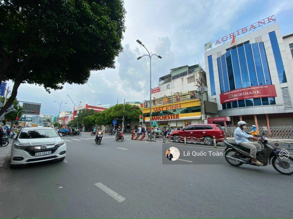 Bán nhà hẻm xe tải Phan Đăng Lưu, PN, DT: 4,8x18m, nhà cấp 4 tiện xây mới chỉ 12 tỷ TL