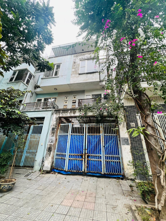 Bán nhà liền Văn Phú Hà Đông, 90m2 x 4,5 mặt tiền, view công viên, giá đầu tư 9x