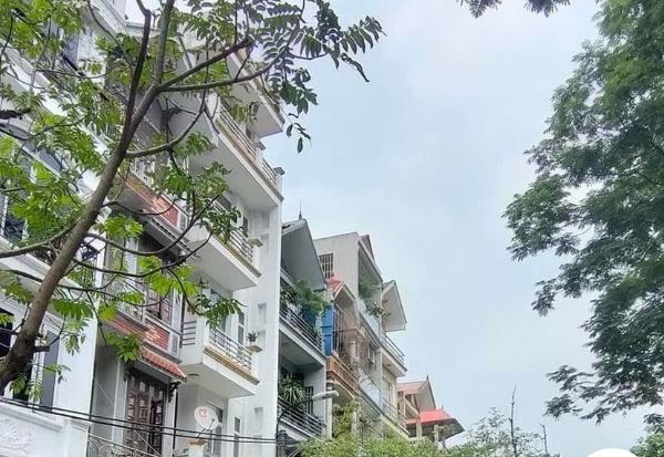 Mặt phố Phúc diễn, 64m2 5M MT ô tô tránh, có vỉa hè, LÔ GÓC 2 Mặt phố giá nhỉnh 8 tỷ