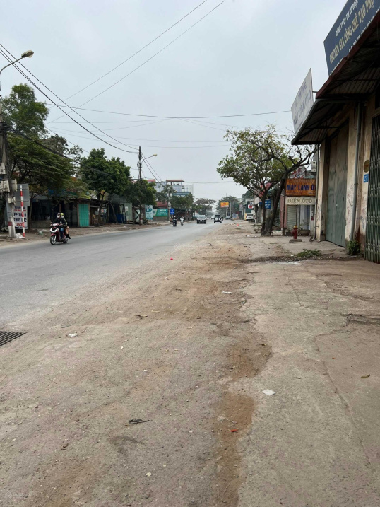 Bán nhà mặt phố Tam Trinh 150m2, mặt tiền 8m, sổ đỏ vuông đẹp