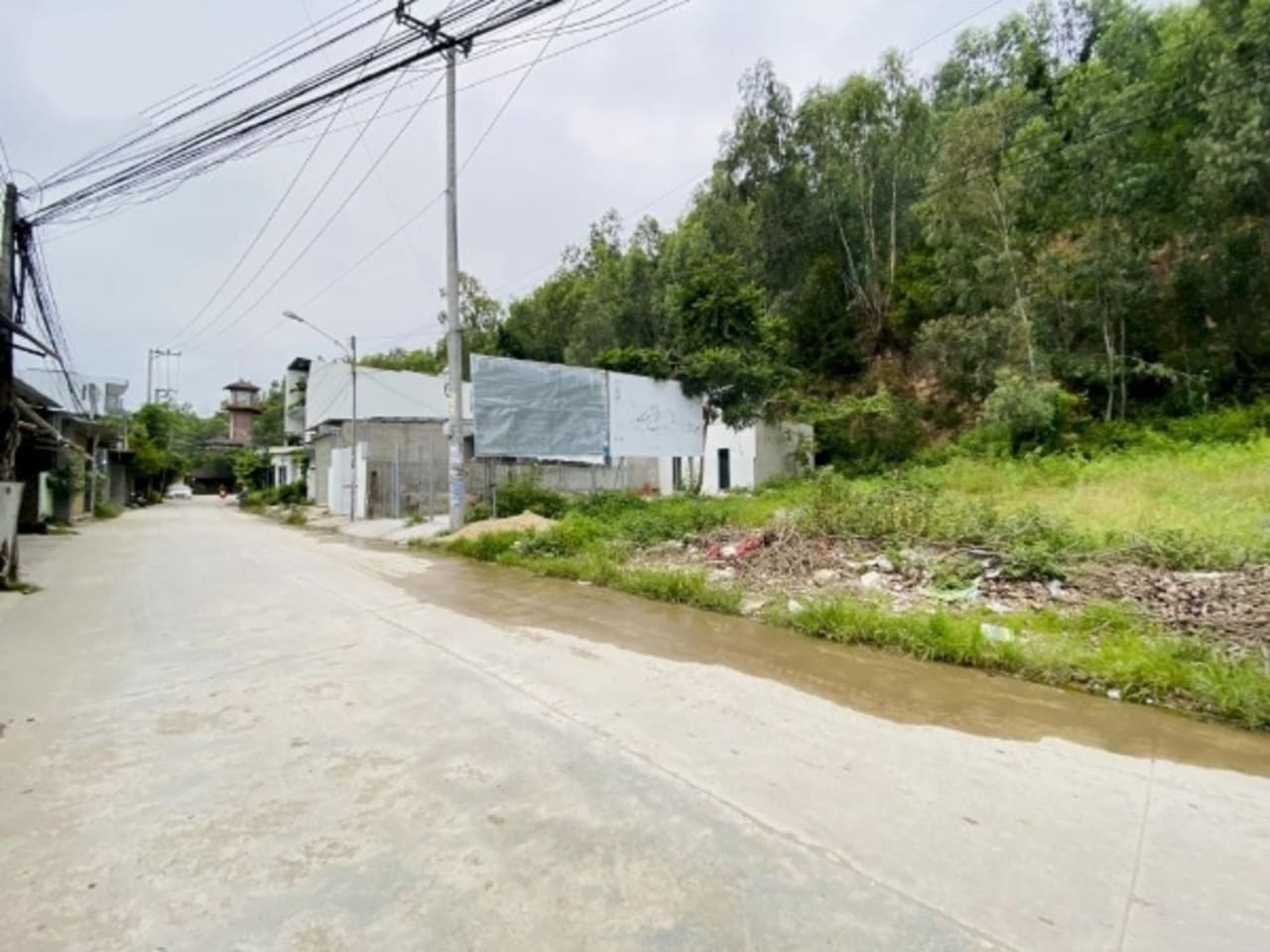 Ban-nha-mat-tien-Ngo-Den-Nha-Trang-1