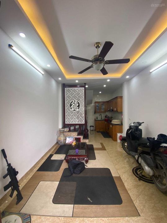 Bán nhà ngõ 565 Bát Khối, Long Biên, 4 tầng x 30m2 - 2.62 tỷ