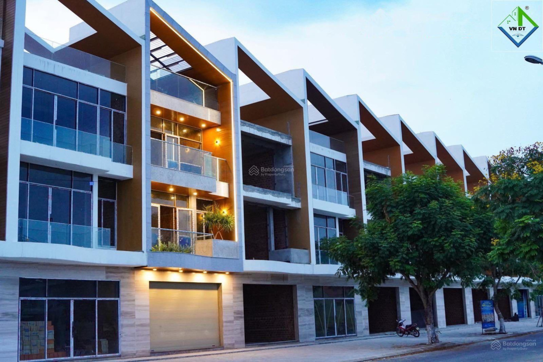 Bán nhà shophouse 4 tầng khu bến du thuyền Marina Complex, gần sông Hàn, cầu Thuận Phước