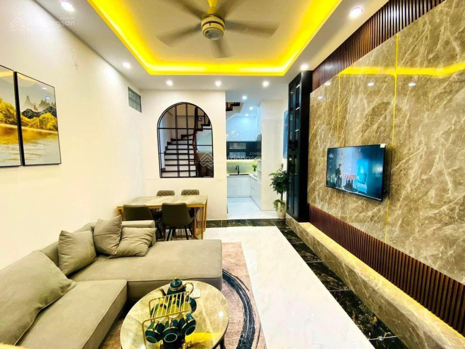 Bán nhà siêu đẹp Thái Hà, Đống Đa , 42m, 5T, nhà đẹp ở ngay. giá 6 tỷ.