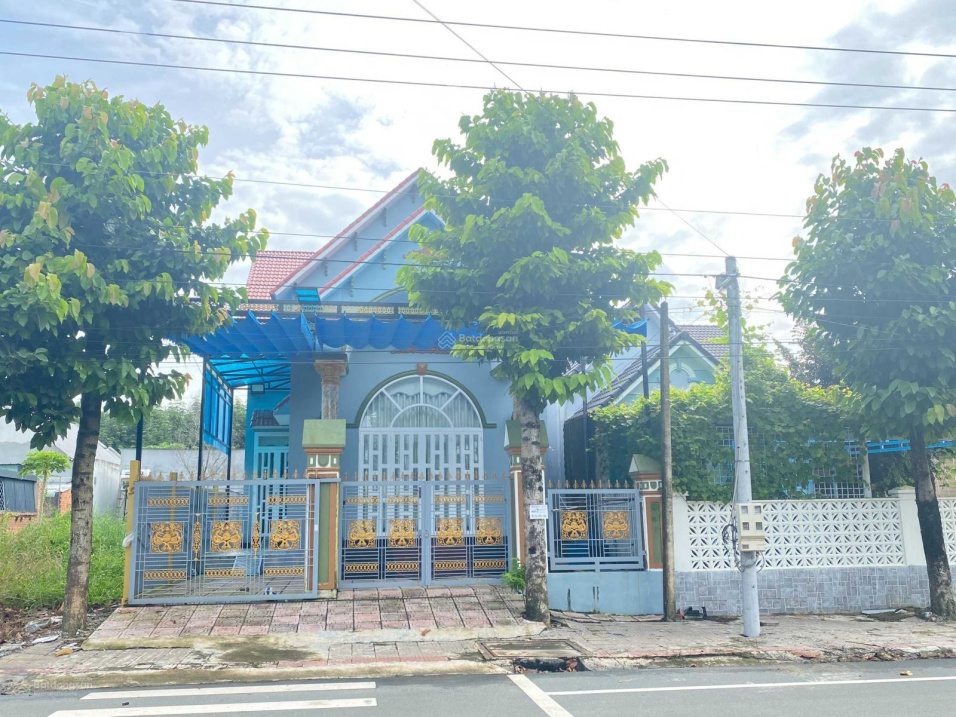 Bán nhà thái mặt tiền Phạm Ngọc Thạch, trong TTHC Chơn Thành DT 9x23m đất ODT giá 5,13tỷ 0972 933 777