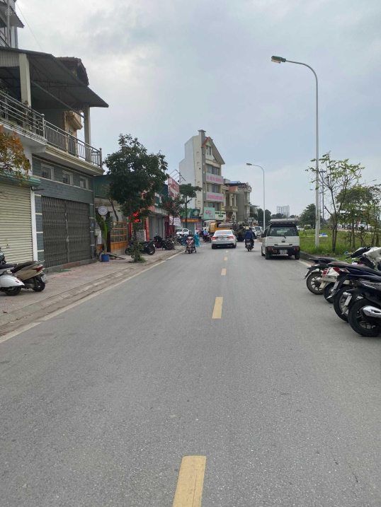 Bán nhanh 136m2 đất 2 mặt đường, ngõ 48 Ngọc Trì, Cổ Linh - 10 tỷ