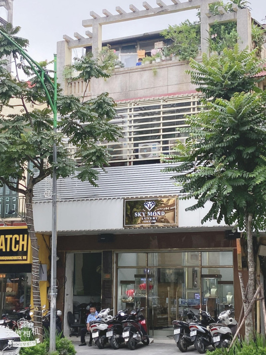 Bán nhanh - bán gấp nhà mặt phố Trường Chinh, Đống Đa - 680m2 - 3 tầng - mặt tiền 9,8m 0974 660 824