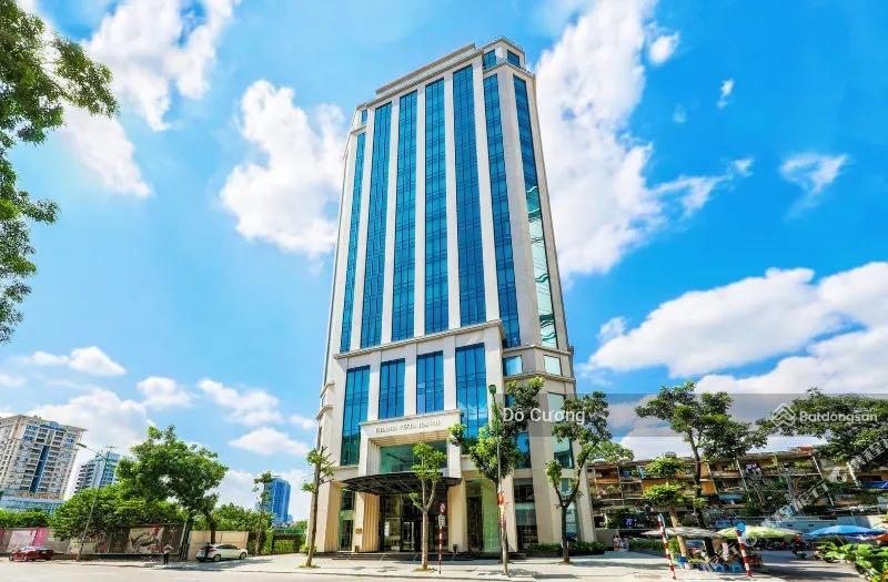 Bán toà văn phòng mặt phố Đội Cấn, Ba Đình - lô góc 4 thoáng - 1724m2 - 20 tầng - mặt tiền 30m