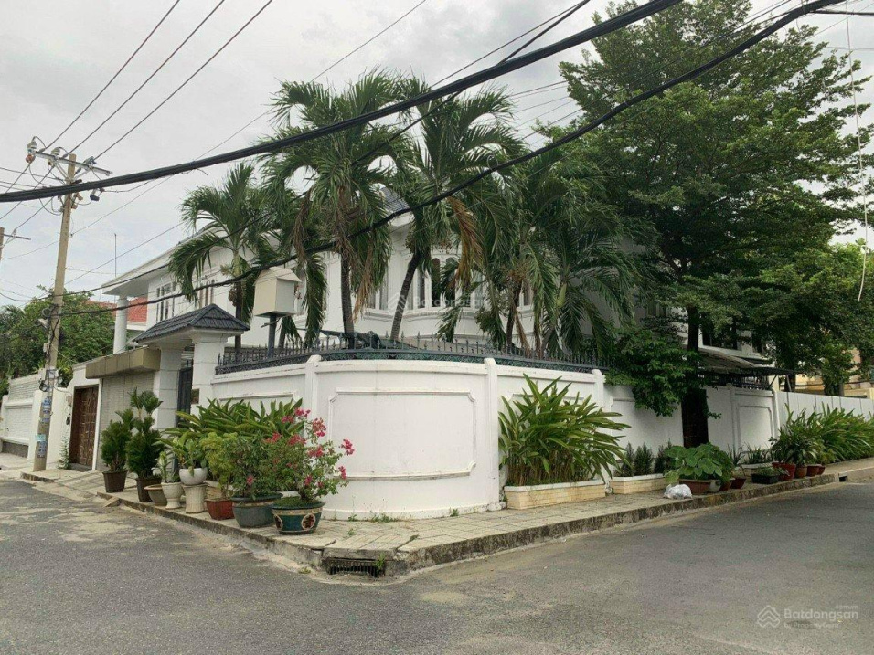 Biệt thự 2 MT Võ Trường Toản - Thảo Điền, 10x15m, 150m2, 35 tỷ