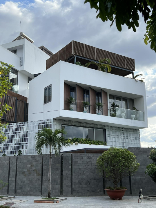 Biệt thự khu C - phường An Phú Q2 ngay Cao Đức Lân, 8 x 20m hầm 3 lầu, giá 33 tỷ