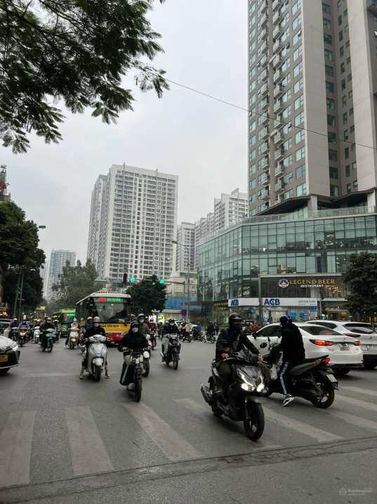 Biệt thự vip Nguyễn Tuân 220m2, 6 tầng, thang máy, mặt tiền 10m, hầm ô tô, giá 47 tỷ