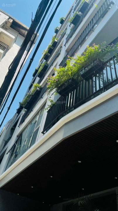 CC cần bán toà căn hộ, 91.5m2 - MT 7.5m, nhà 7 tầng 11 căn hộ, tại phố Tây Hồ Hà Nội